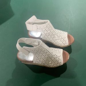 Justice girls shoes size 1